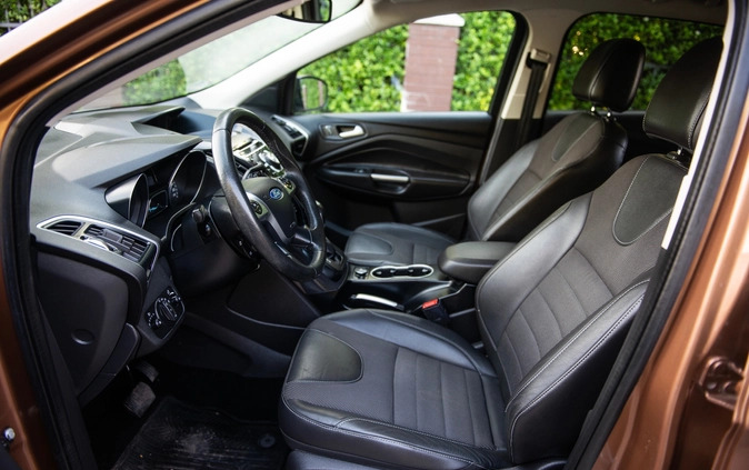 Ford Kuga cena 45900 przebieg: 159000, rok produkcji 2014 z Szczecin małe 781